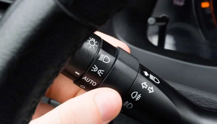 A quoi sert le commodo de la voiture