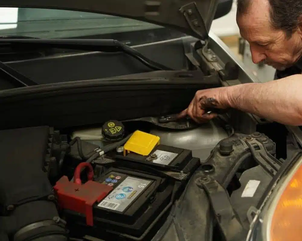 L'impact à long terme d'un liquide de refroidissement marron sur la durée de vie du moteur