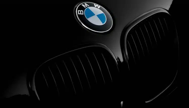 Comprendre les symboles lumineux de votre BMW E90 pour une conduite en toute sécurité