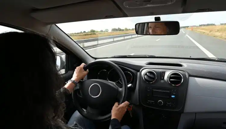 Economiser avec une voiture de luxe avec kilométrage illimité
